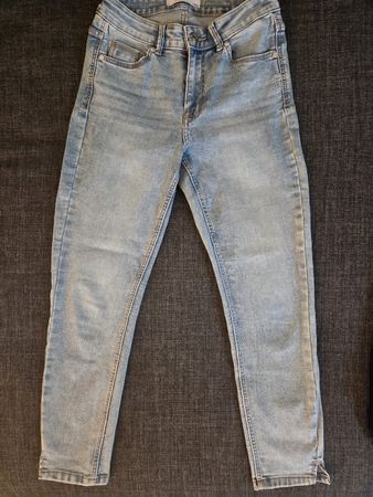 Reserved Jeans - Blau - Grösse 34/ Länge 7/8 - stone Washed