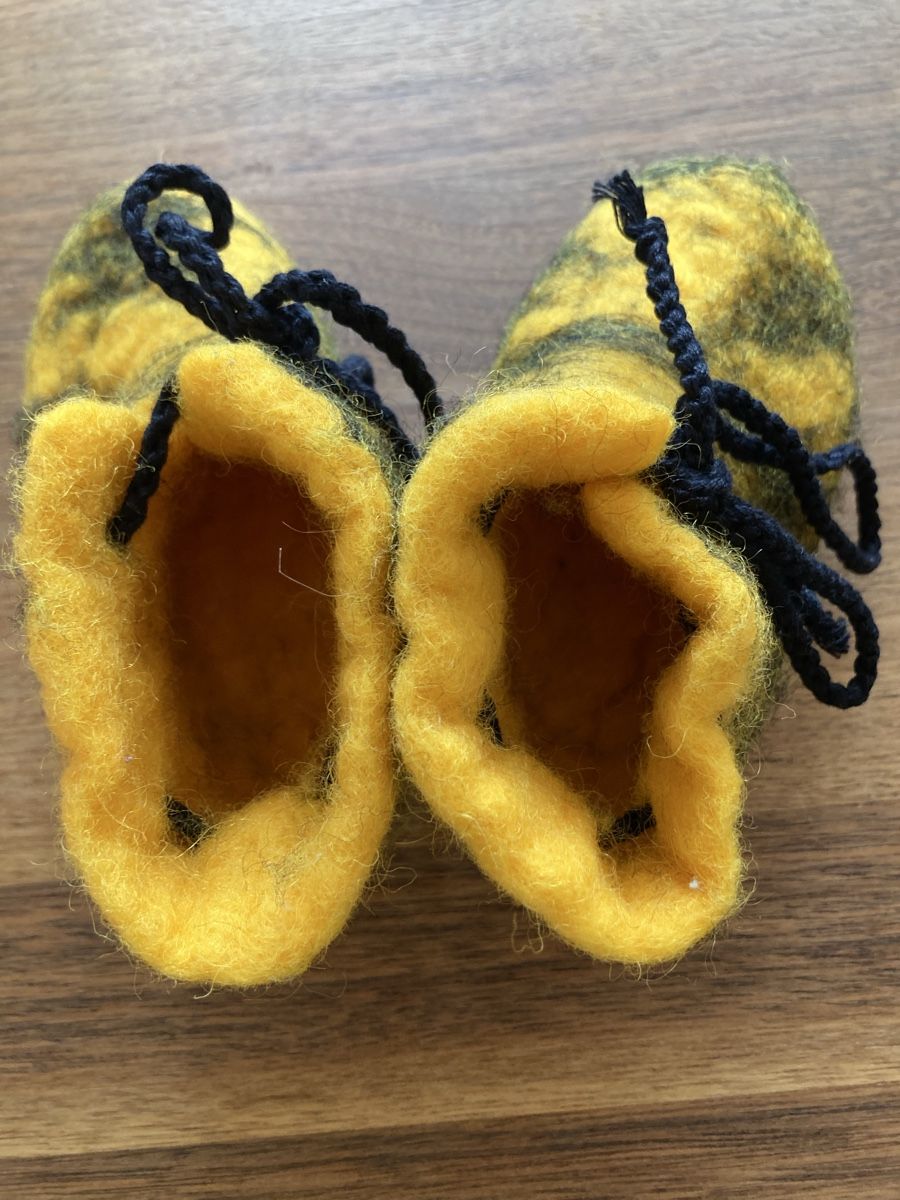 Scarpe per ragazzi: Filzfinken gelb – Nuovo (secondo la descrizione) da Kesswil venduto da Branca-01 2