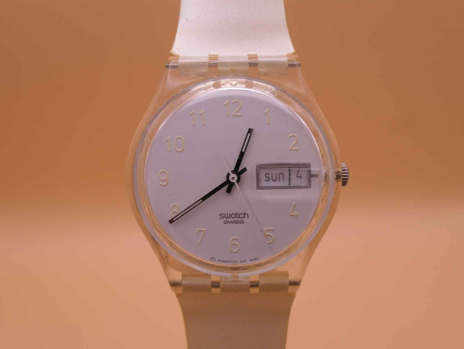 Swatch Uhren: Swatch Gent "SNOWCOVERED" GK733, neue Batterie – Gebraucht aus Thun von CHRONOTIKA