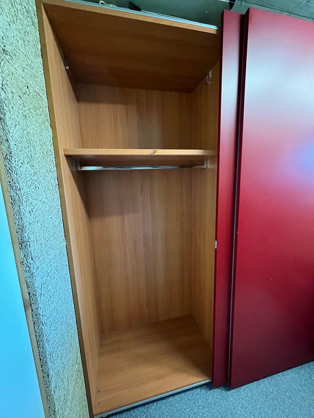 Armadi: Kleiderschrank – Usato da Männedorf venduto da Franzflo 2