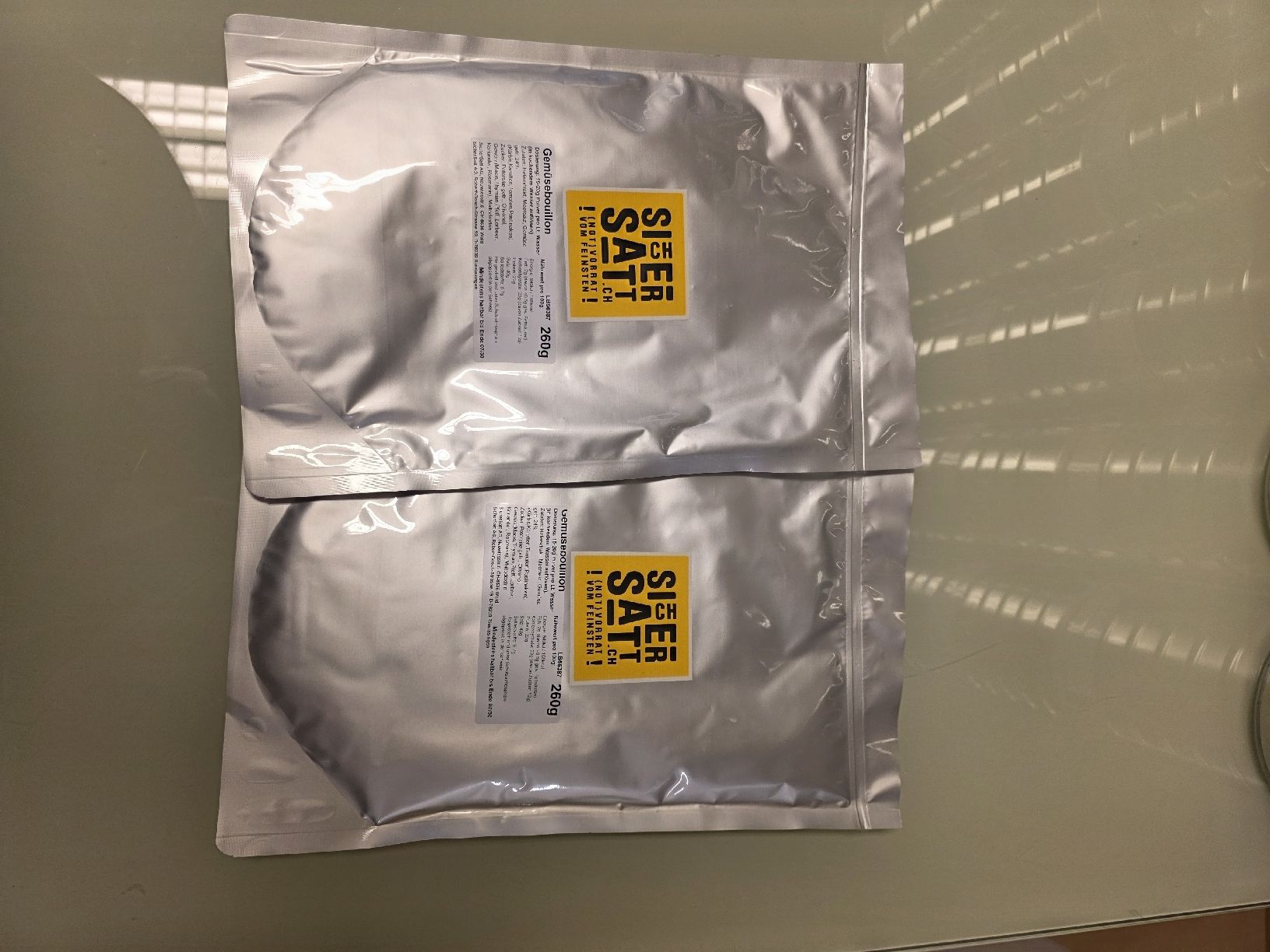 Aliments & Spécialités: Sicher Satt Notvorrat vom feinsten!  – Neuf avec emballage d'origine à Zürich par auctionhero 1