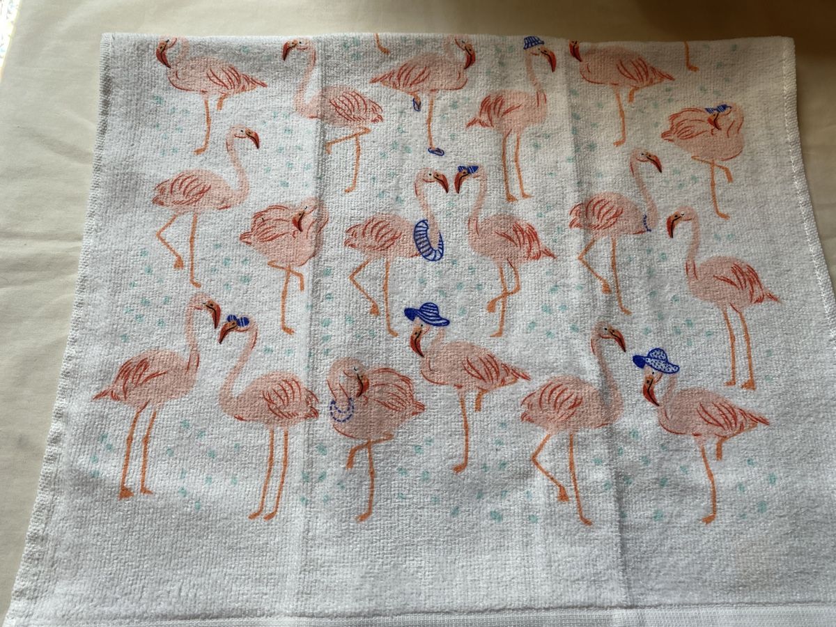 Strofinacci: Flamingo Hand Towel, Beach Decor, Summer – Nuovo e nell'imballaggio originale da Buttikon SZ venduto da Maxwelltime 1