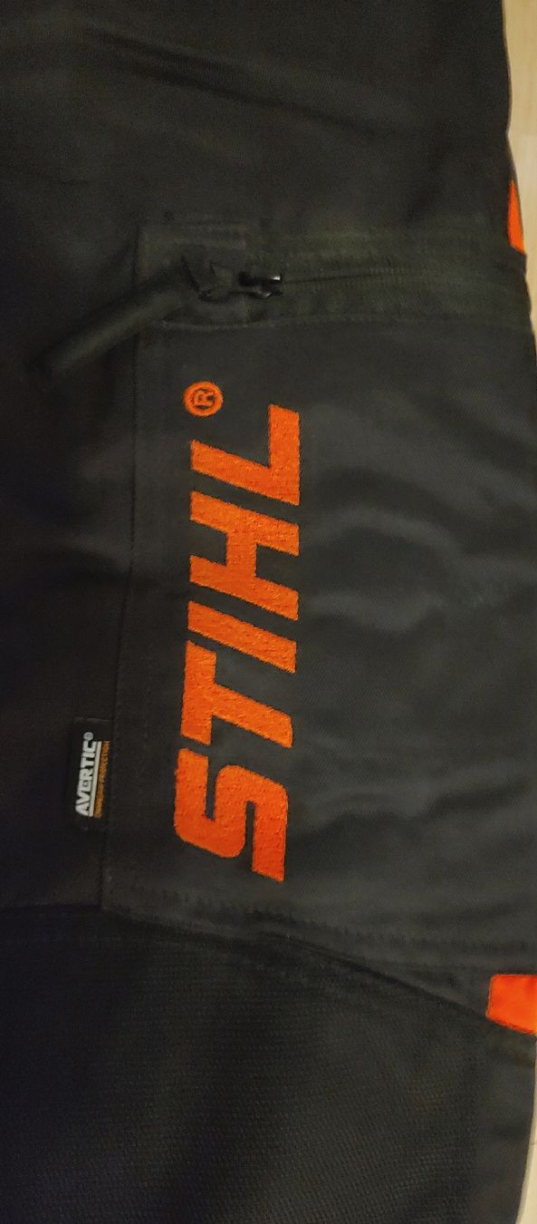 Pantalons: Stihl Schnittschutzhose Damen – Neuf (Voir description) à Grenchen par car_qq2t 1