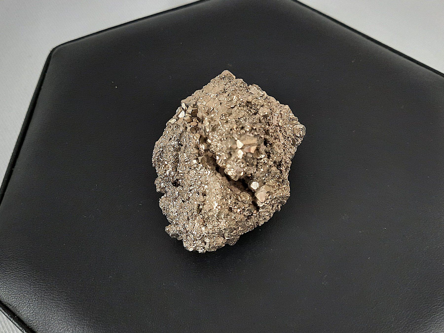 Mineralien & Heilsteine: Pyrit Katzengold – Gebraucht aus Beinwil am See von Restwert_Beinwil 2
