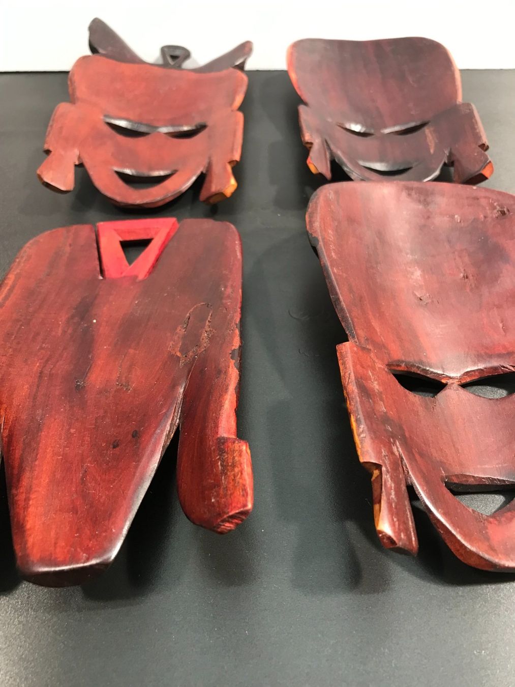 Internationale Kunst: 🟣 RAR: ORIG. 4er SET Holz Masken aus AFRIKA AFRICA - KENIA – Neu (gemäss Beschreibung) aus Küsnacht ZH von WARENFLUSS 3