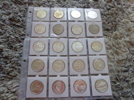 23 x 20 Fr. pièces en argent commémoratives mit 2020 CENERI