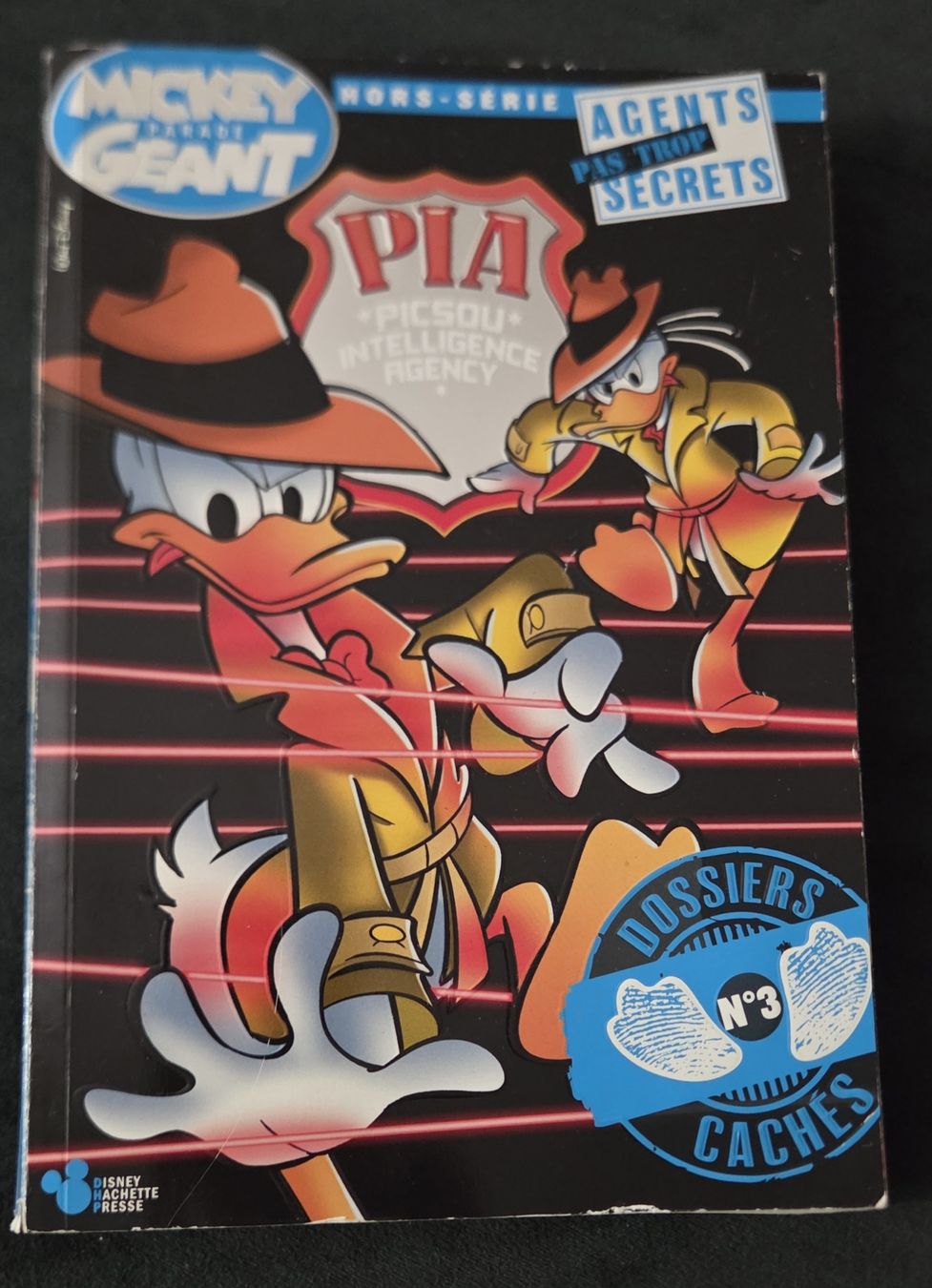 Comics: BD Mickey Géant N°3 Agents Pas Trop Secrets état correct – Gebraucht aus Carouge GE von LidieLot