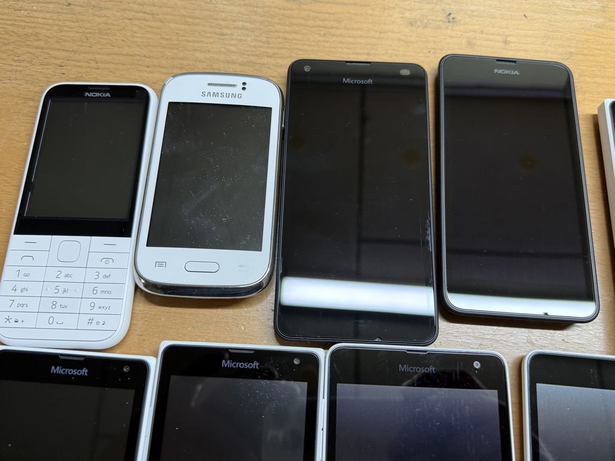 Nokia Telefoni cellulari / Smartphones: Verschiedene Nokia ab 1.-Fr – Usato da Au SG venduto da bah_6f5w 1