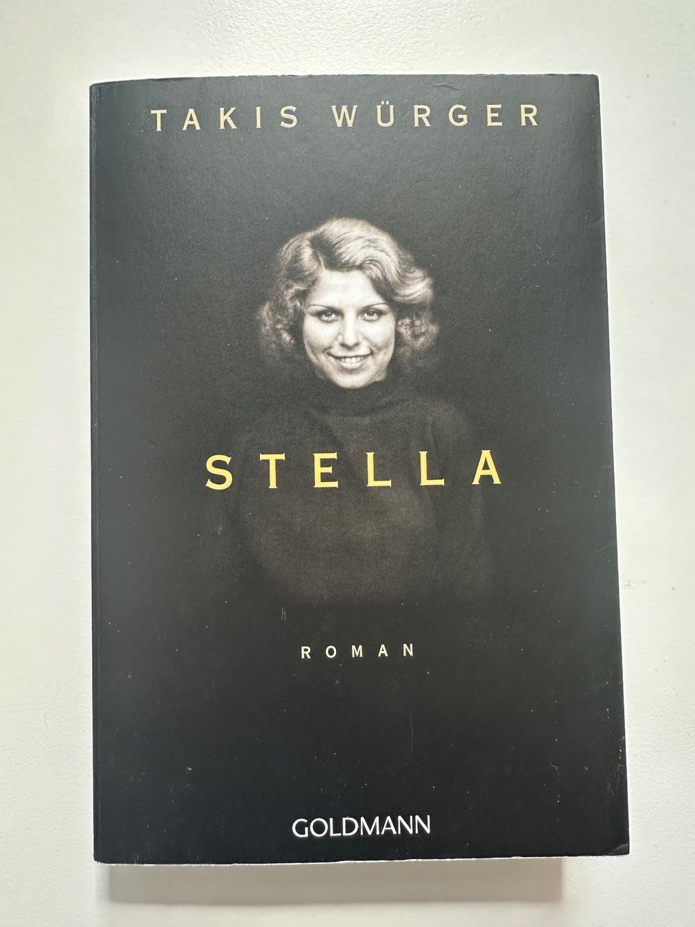 Libri: Stella von Takis Würger - Deutsche Version – Usato da Dübendorf venduto da rob_kzd8