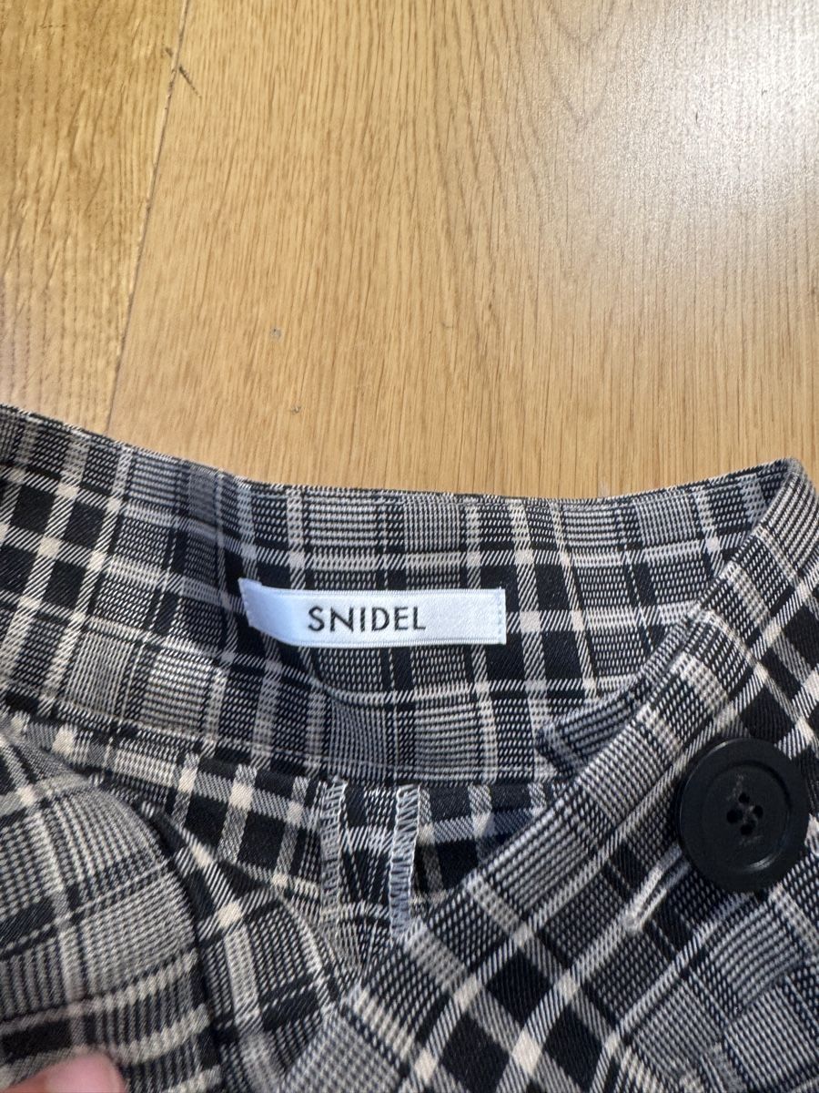 Röcke: Snidel skirt Size S – Gebraucht aus Clarens von Ian_calvin 2