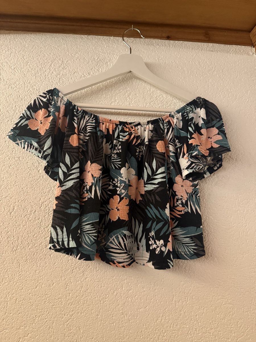 Top: Damen Crop Top Blumenprint – Usato da Bolligen venduto da lee_orange