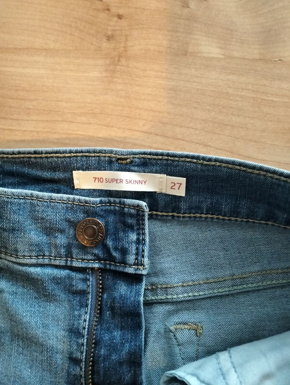 Levi's Jeans: levis 710 jeans gr.27 – Nuovo (secondo la descrizione) da Wilen (Sarnen) venduto da anbuu 1