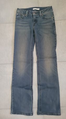 Levi's Hose Superlow Boot Grösse 25 stonewash Effekt