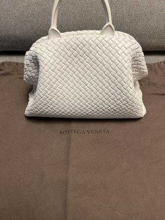 Bottega Veneta Arco, NEU, chalk, Leder Handtasche