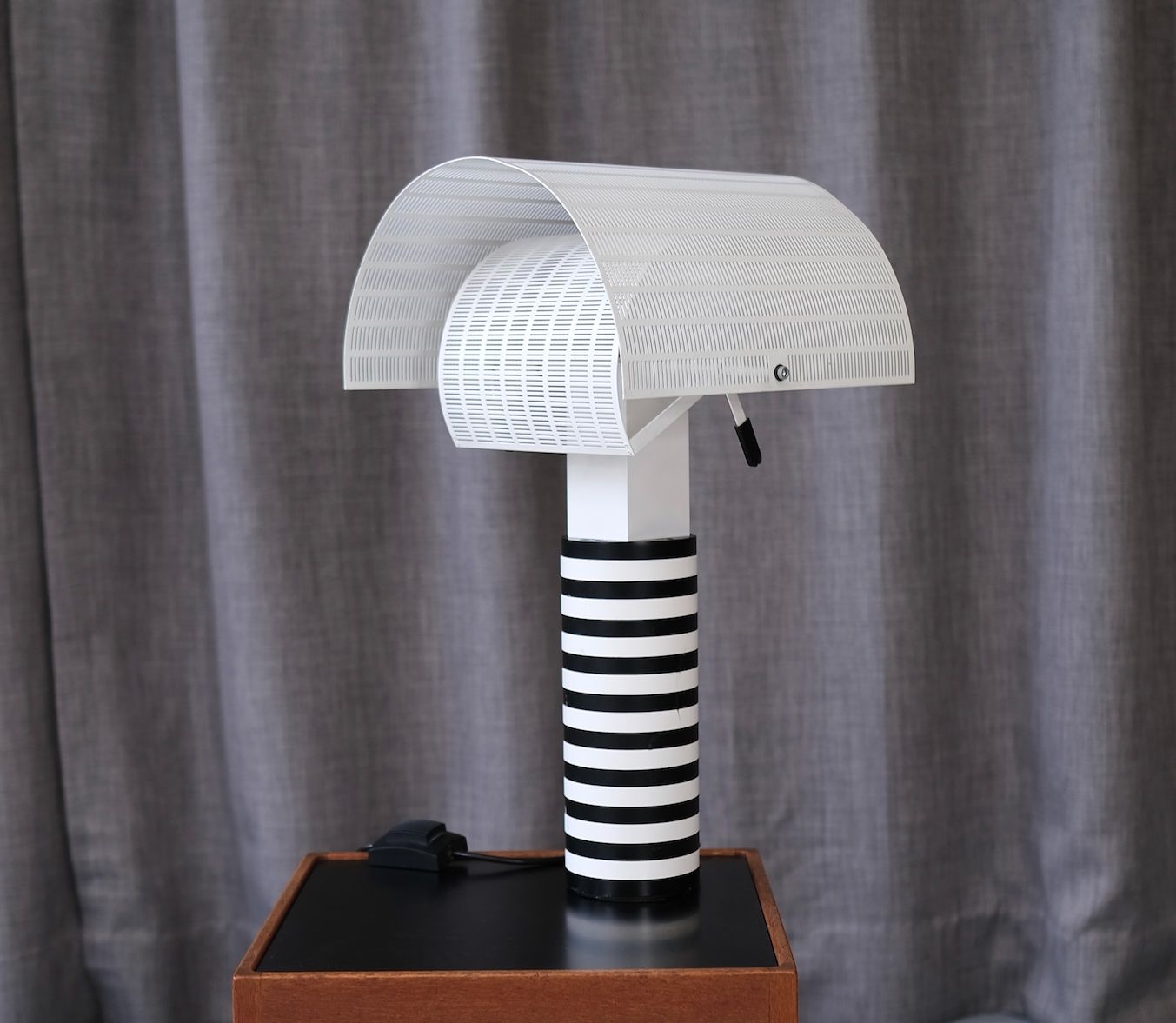 Artimede Lampes: Mario Botta Shogun Table Lamp by Artemide 1986 – D'occasion à Bern par Zmodern_VIN 1