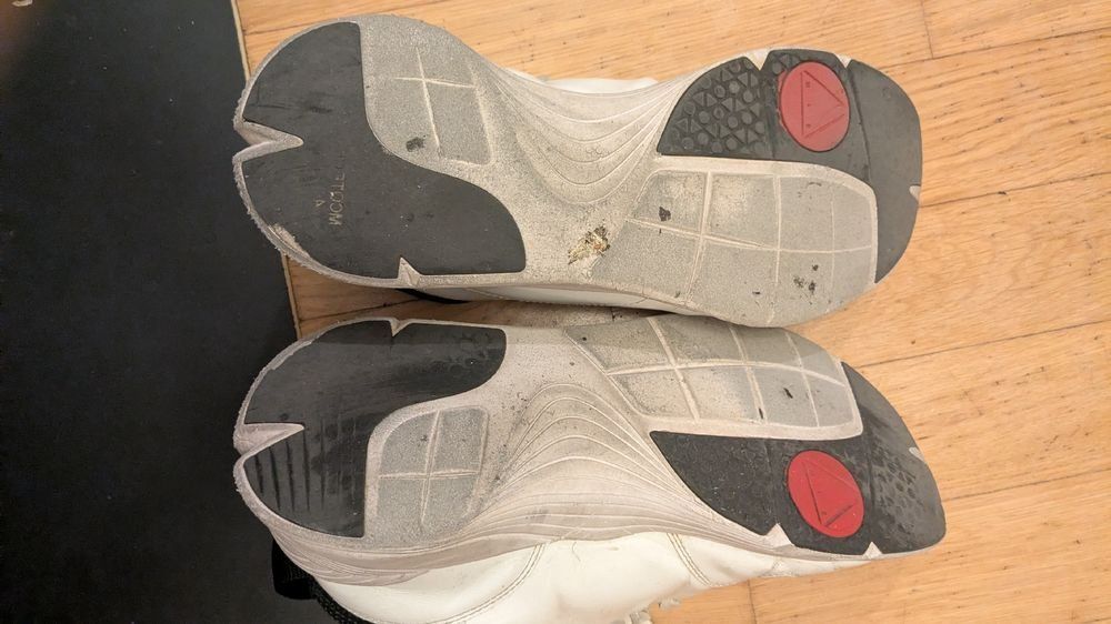 Alexander Mcqueen Scarpe da uomo: MCQ Alexander McQueen White Trainers, EU 42, Used Condition – Usato da Zürich venduto da zweisonn 6