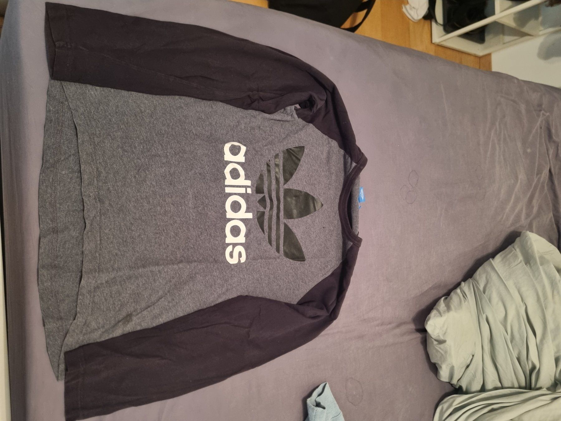 Maglioni & Felpe: adidas langarmshirt – Usato da Ennetbaden venduto da ale_syz8