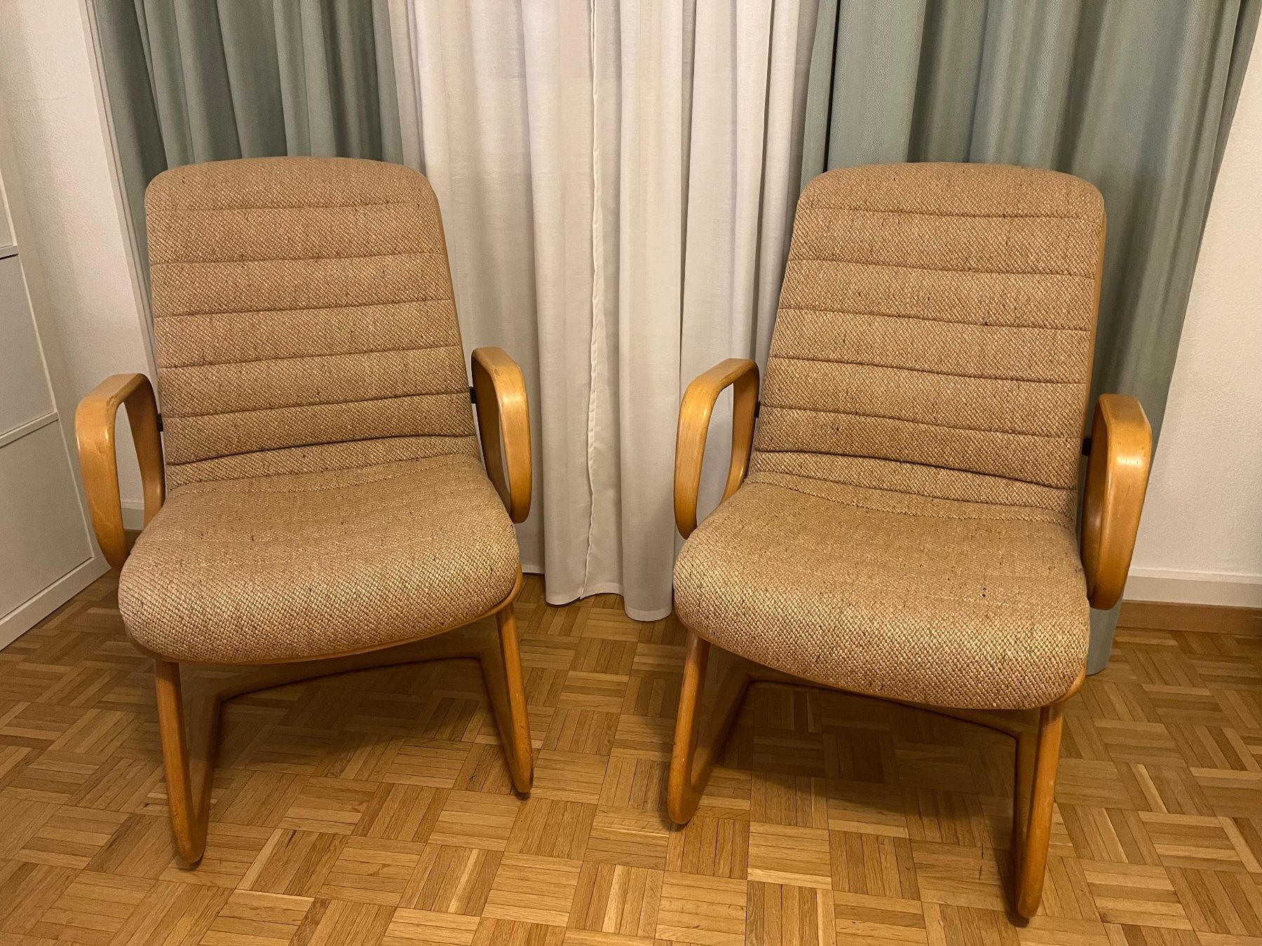 Giroflex Poltrone: fauteuils vintage Albert Stoll Giroflex – Usato da Lausanne venduto da sum_5ppz