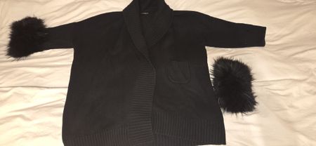 Strickkurzmantel schwarz Grösse 42 100% Kaschmir Max Oversit