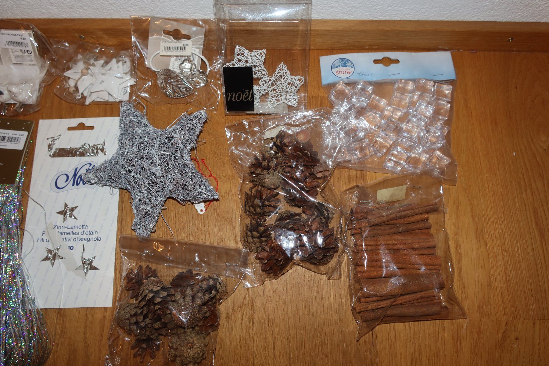 Tutte le decorazioni: Weihnachtsdeko-Set – Usato da Kilchberg ZH venduto da and_y5q6 2