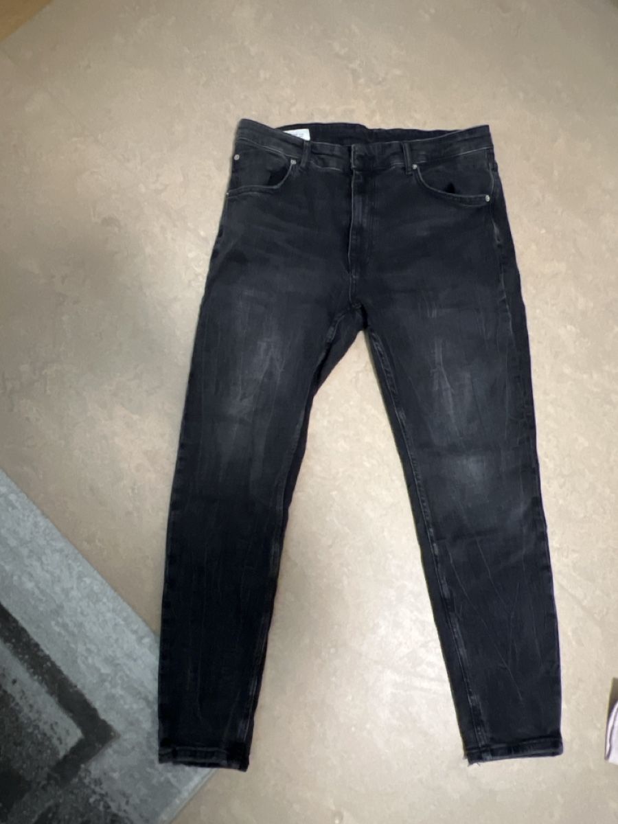 Jeans: Schwarze Herren Jeans – Gebraucht aus Winterthur von Can.sel37