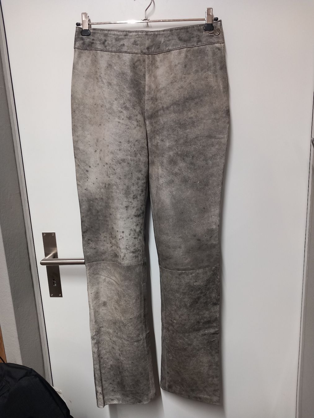 Pantaloni: Lederhose Gr.36 Massanfertigung – Usato da Merligen venduto da muss_haben