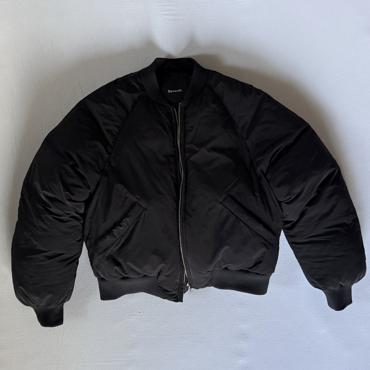 Giacche: Seventh Black Sumo Bomber Jacket, Medium – Usato da Bouveret venduto da Diegzzzz