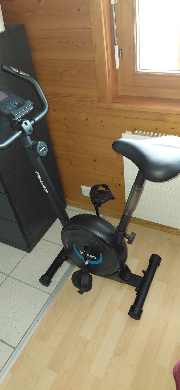 Hometrainer: Hometrainer  – Gebraucht aus Krattigen von sei_vn8b 1