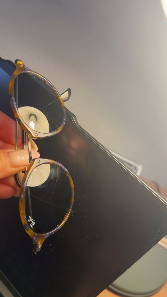 Ray-Ban Occhiali & Lenti: Ray-Ban Sonnenbrille mit Etui – Usato da Bern venduto da oaicu 4