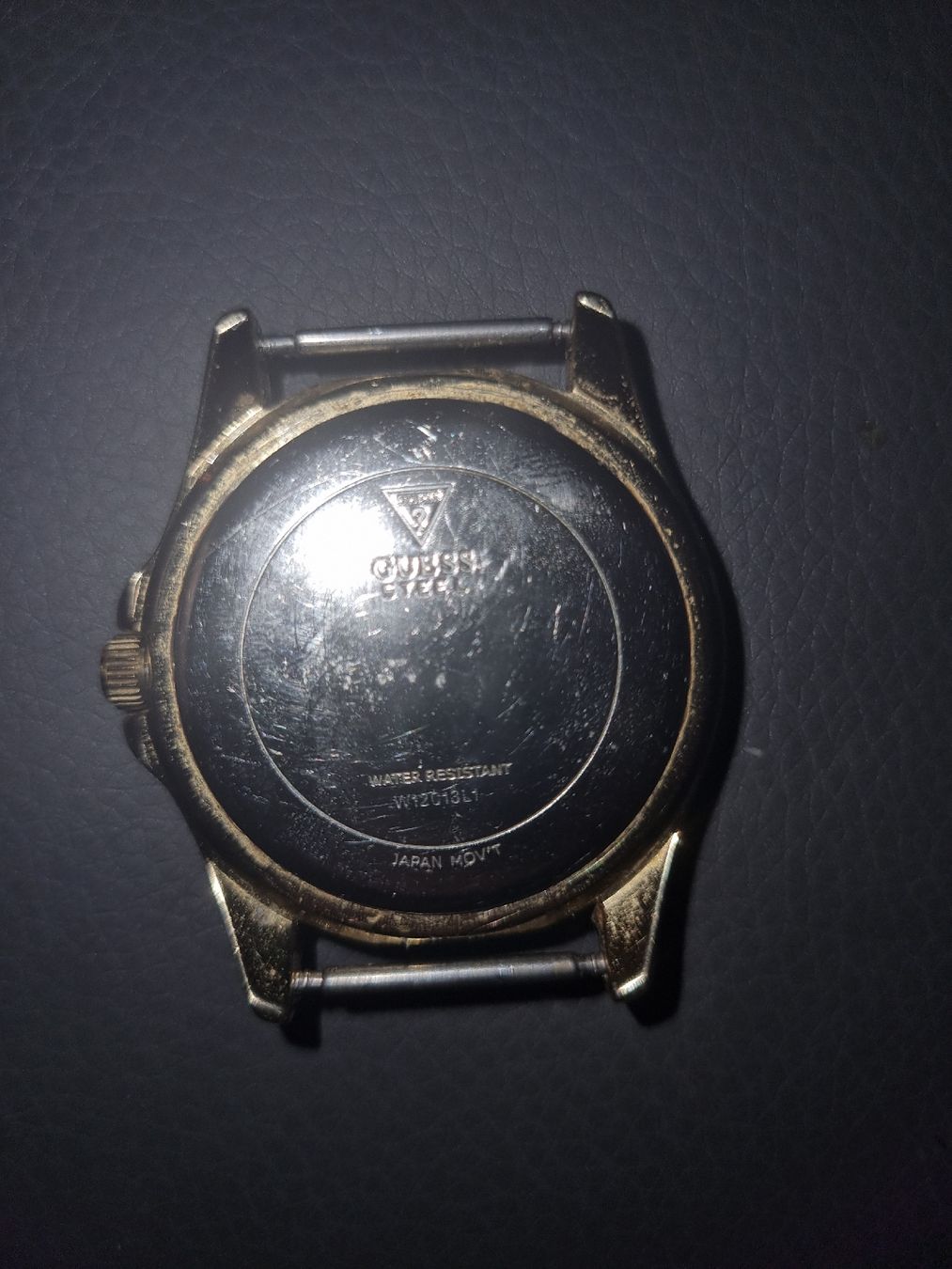 Guess Uhren: Guess Damenuhr, Gold, mit Strasssteinen – Gebraucht aus Langnau am Albis von bro_lh5f 1