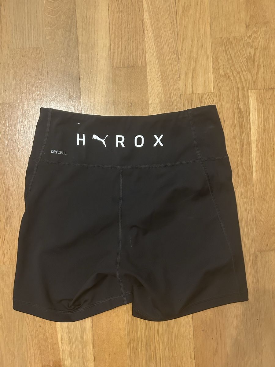 Pantaloni: Tolle Sport Shorts gr m – Usato da Allschwil venduto da selake990673 1