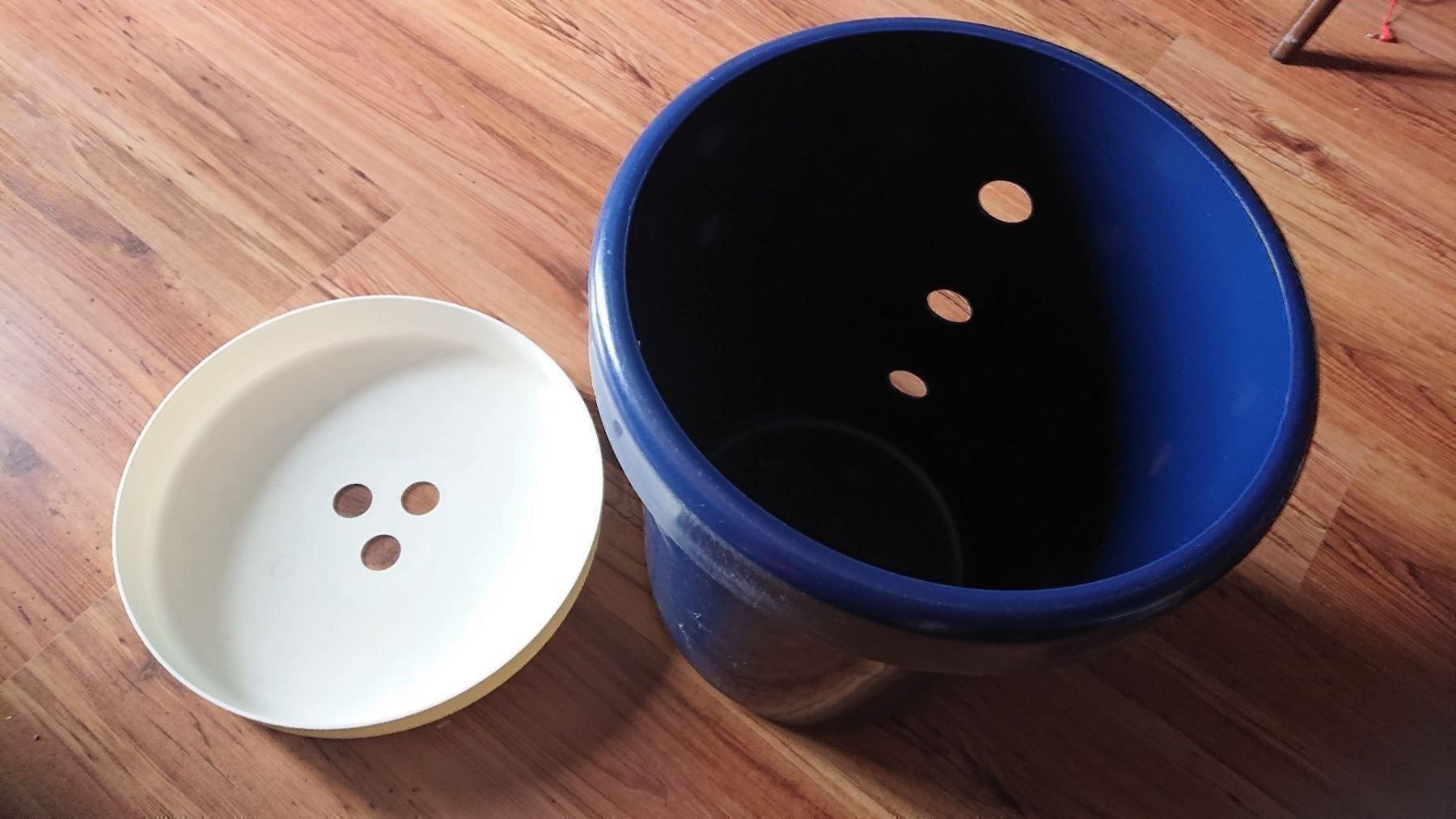 Behälter & Ähnliches: Plastic Wäscheeimer – Gebraucht aus Gelterkinden von martinom 1