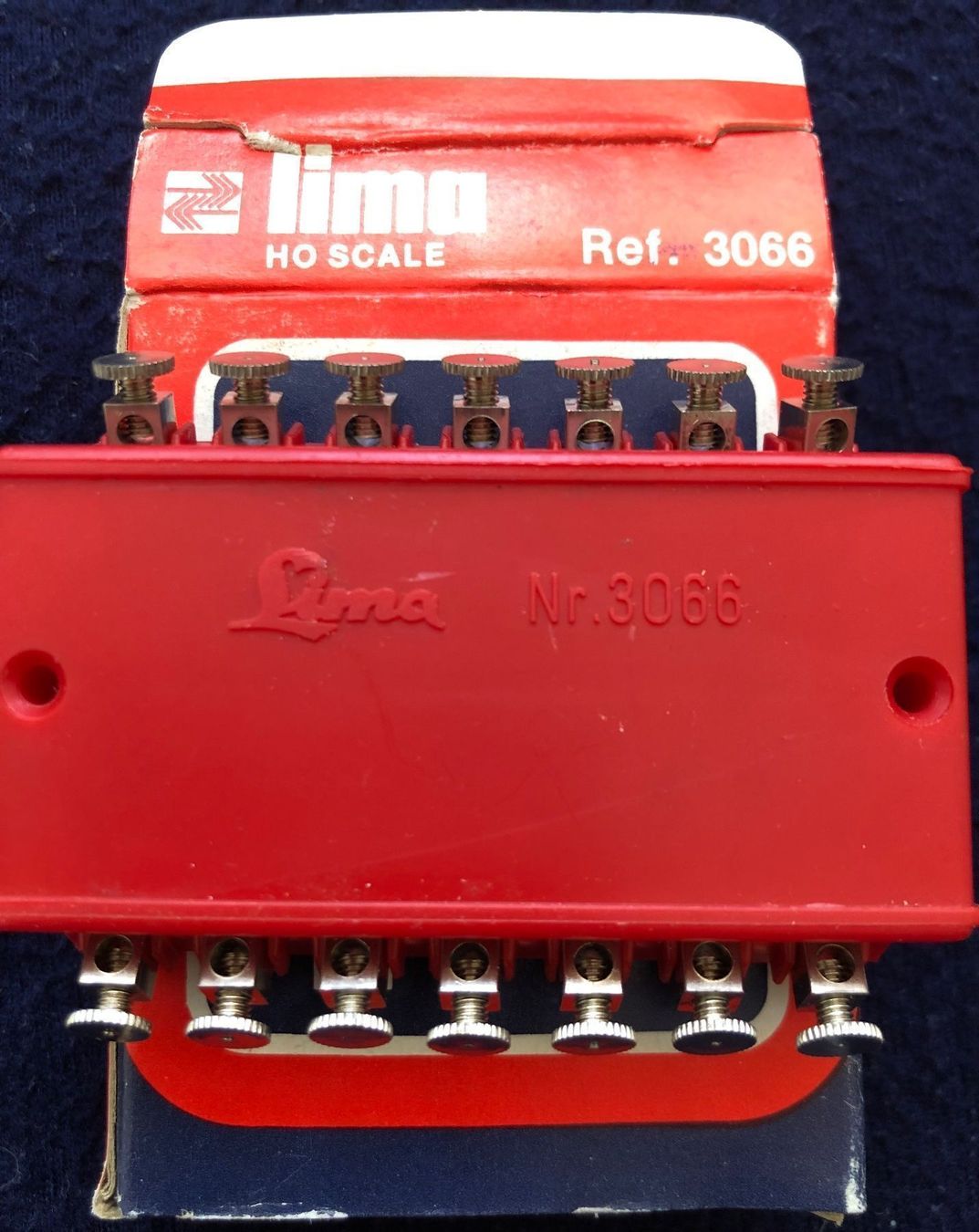 Lima Modelleisenbahnen: Lima 3066 H0 Stromverteilerplatte rot – Neu und originalverpackt aus Burgdorf von Gedora