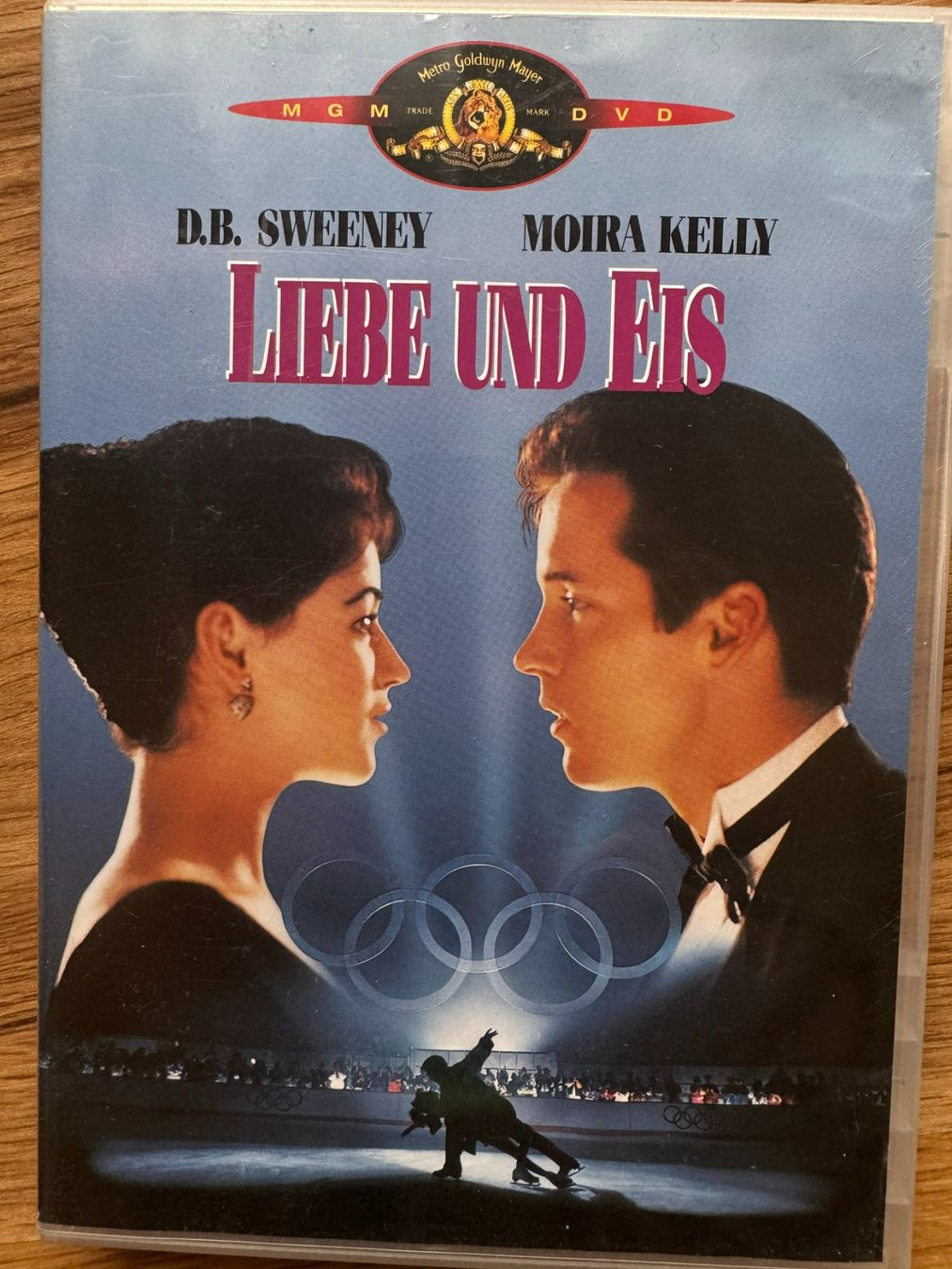 Tutti i DVDs: Liebe und Eis - DVD mit D.B. Sweeney, neuwertig! – Usato da Münchenbuchsee venduto da kalapani