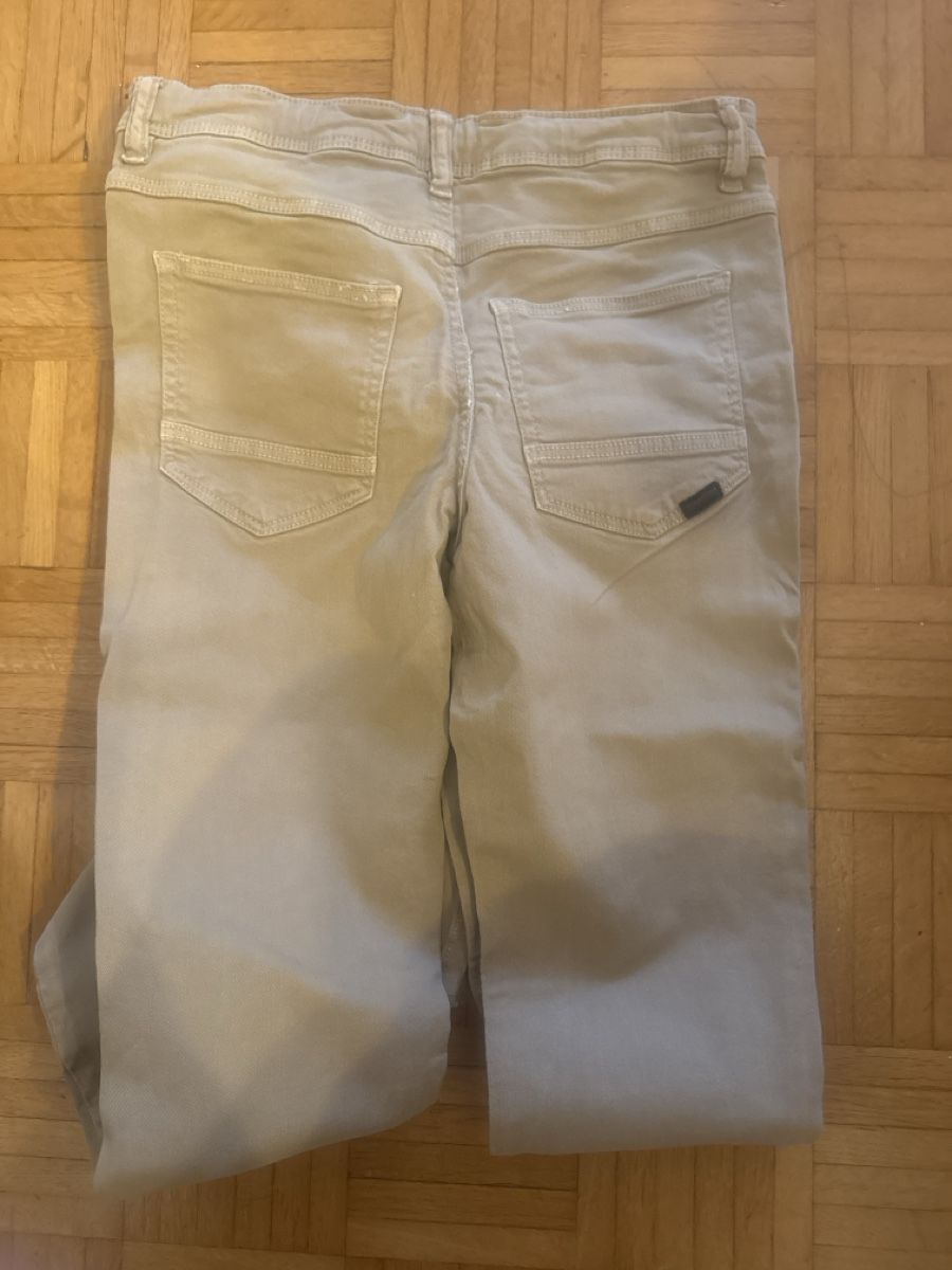 Pantalons: Pantaloni Name It basic beige taglia 164cm buono – D'occasion à Schwerzenbach par tum_lkd9 2