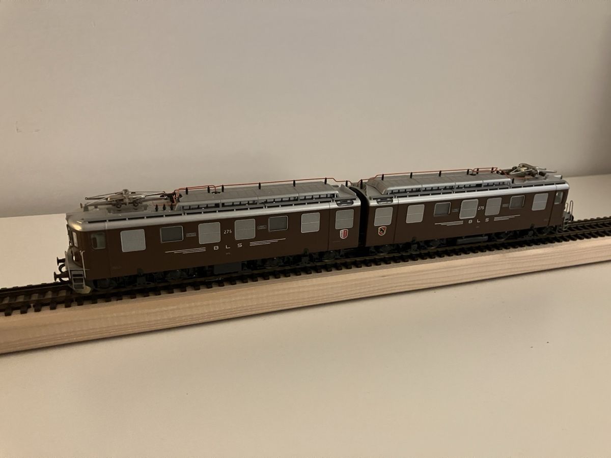 Roco 63880 SBB BLS Ae 8/8 HO 茶色 Roco 63880 SBB BLS Ae 8/8 HO 茶色 HO ROCO 63880 BLS SWISS AE