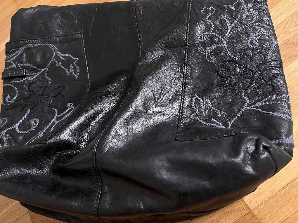 Taschen für Damen: Vendo borsetta Coccinelle – Gebraucht aus Jona von sen_vd8v 3
