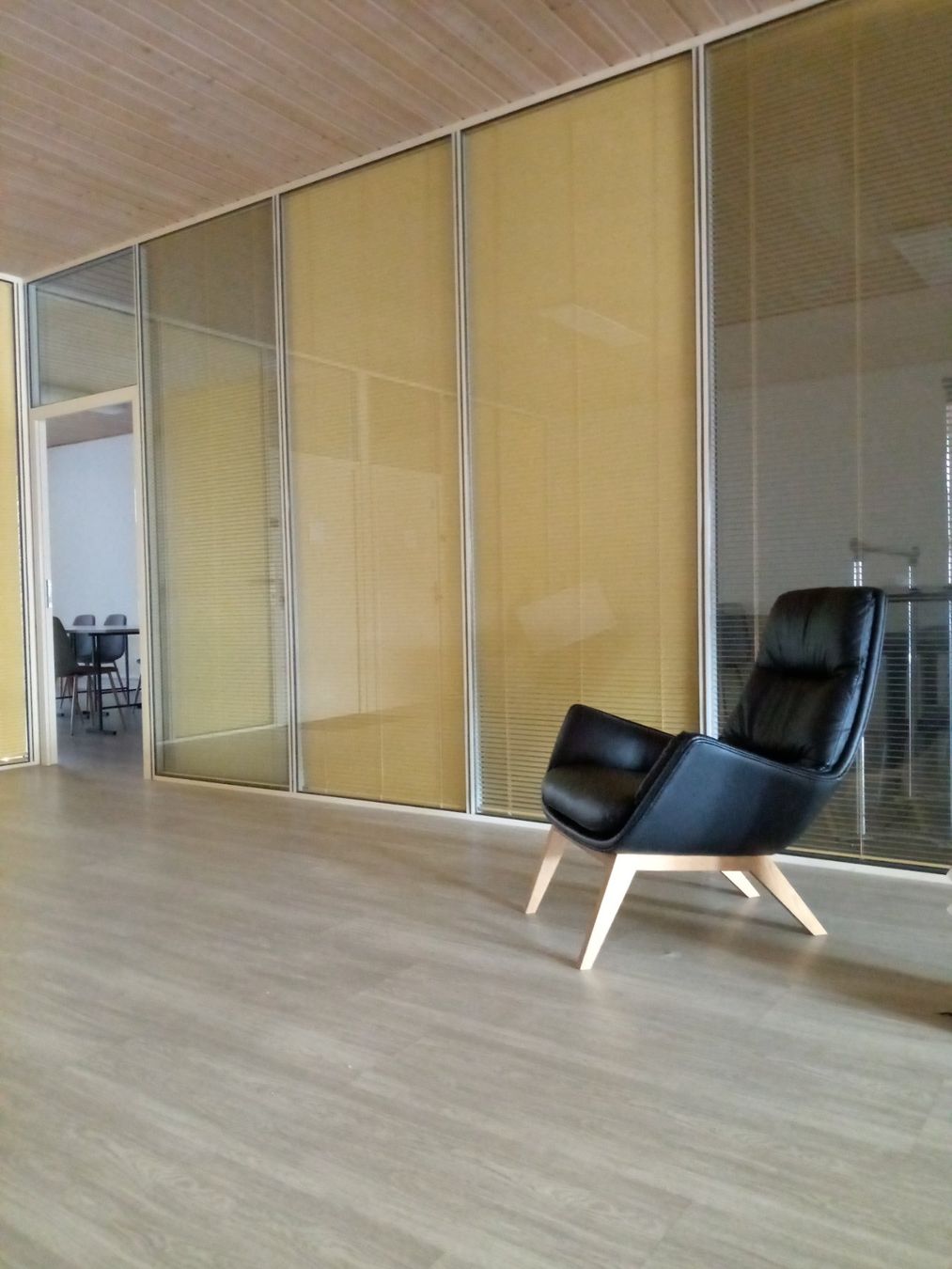Micasa Poltrone: Fauteuil Andres – Usato da Vallamand venduto da mamideco 2