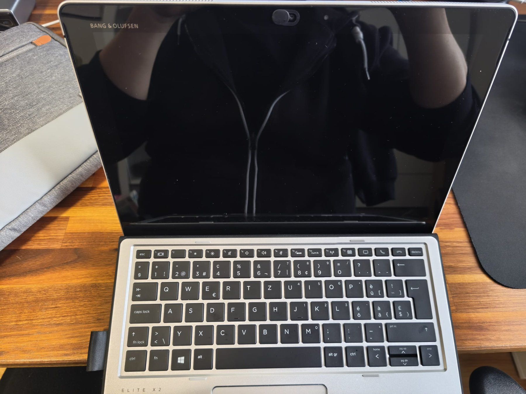 Hewlett Packard Tablet PC: HP Elite x2 Tablet – Usato da Bassersdorf venduto da onlife 2