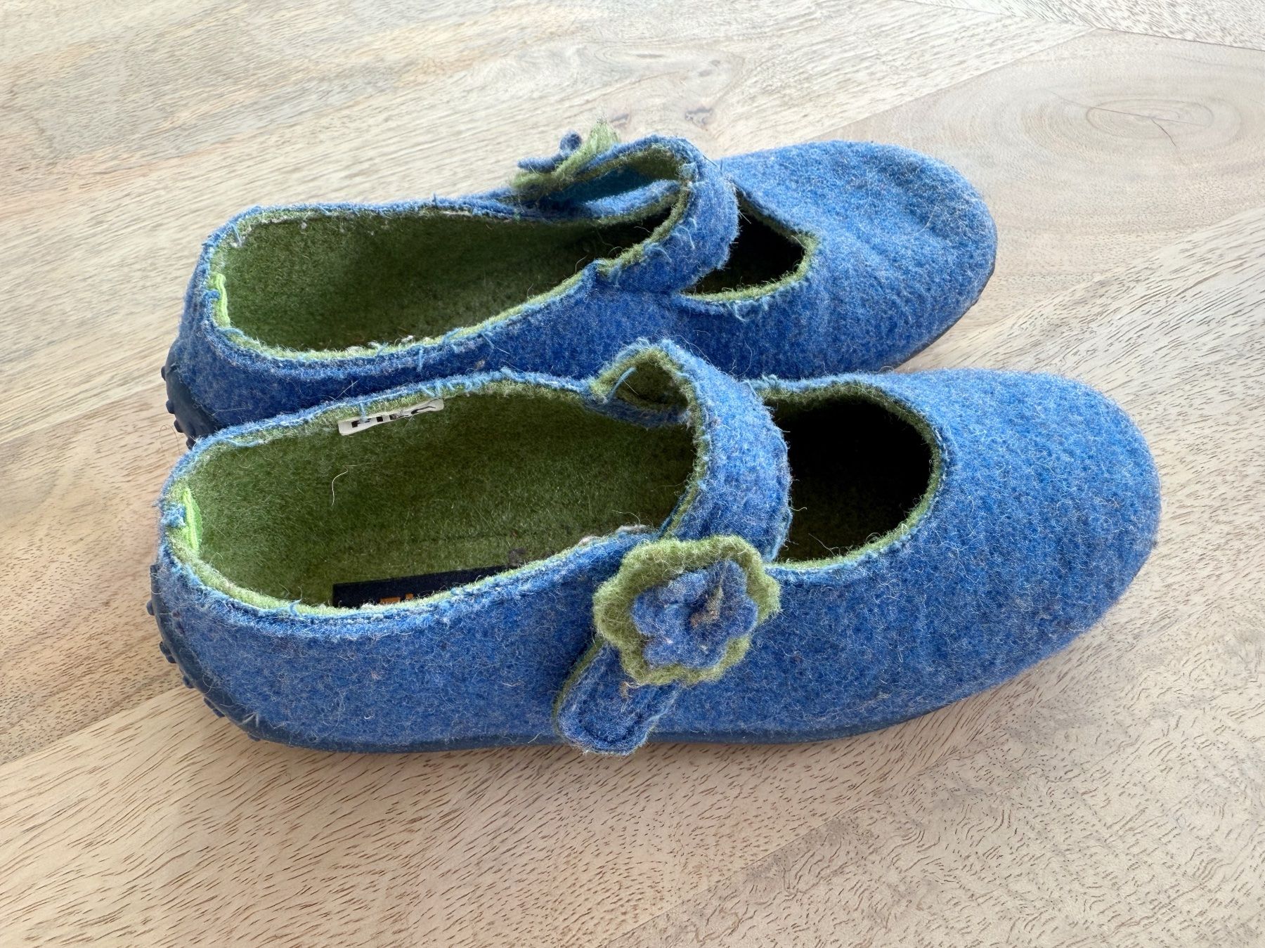 Schuhe für Jungen: Filz Finkli mit robuster Sohle, Gr. 29 – Gebraucht aus Eggenwil von Lissi82