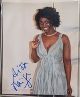 Aïssa Maïga Autogramm signiert Foto 20x25cm