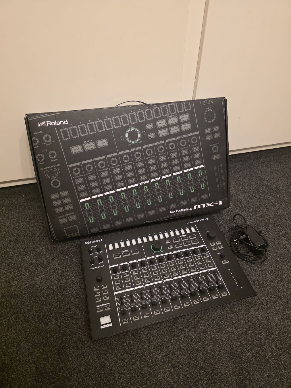 Roland Steuerung: Roland Aira MX-1 Mix Performer – Neu (gemäss Beschreibung) aus Steinhausen von Dsandro