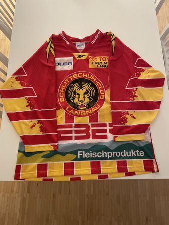 Heimtrikot des SC Langnau aus den 90er-Jahren
