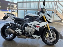 BMW S1000R 12000 km Super Zustand