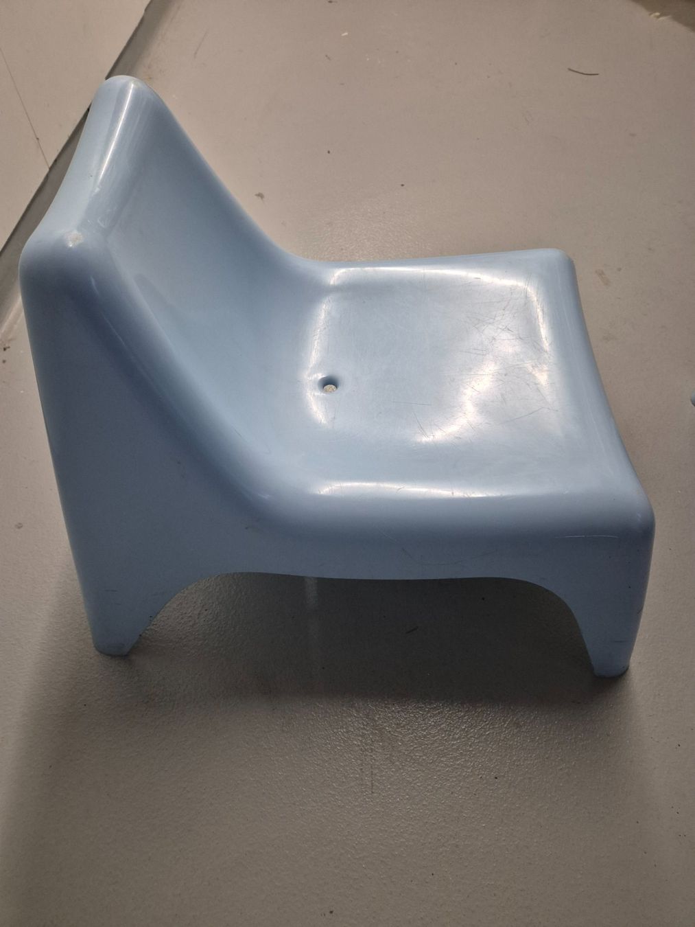 Ikea Chaises: 2 IKEA BUNSÖ Kinderstühel hellblau – D'occasion à Dietikon par grafad