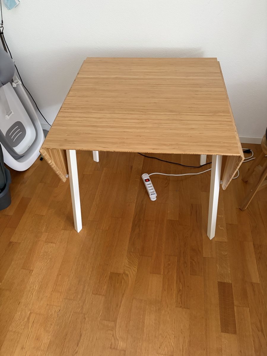Ikea Scrivanie: Bamboo Drop Leaf Dining Table - Great for Summer Gatherings! – Usato da Thalwil venduto da fab_s89q 5
