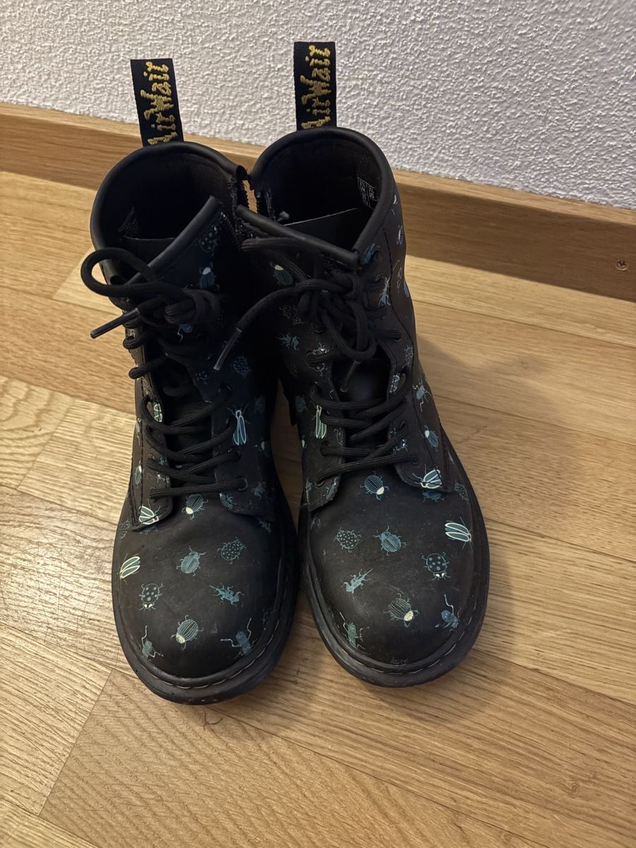 Scarpe da uomo: Dr.Martens – Usato da Zürich venduto da Esperanto