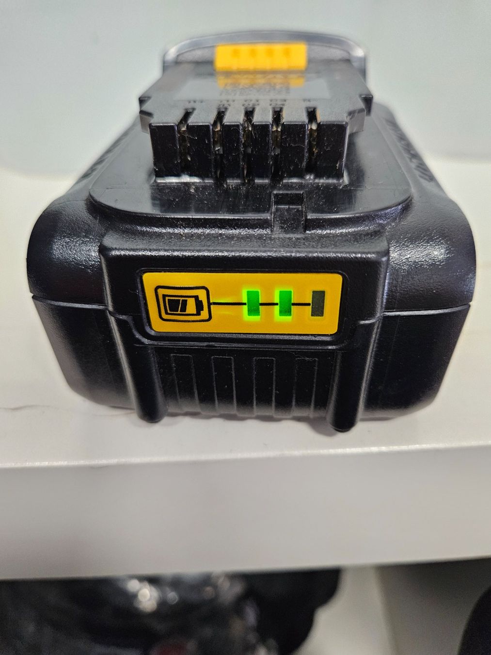 Dewalt Tutti gli attrezzi: DeWalt Akku Gerät Brushless mit Batterie – Nuovo (secondo la descrizione) da Klingnau venduto da Canep87 3