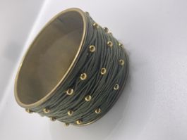 Vintage, Armreif mit goldenen Details