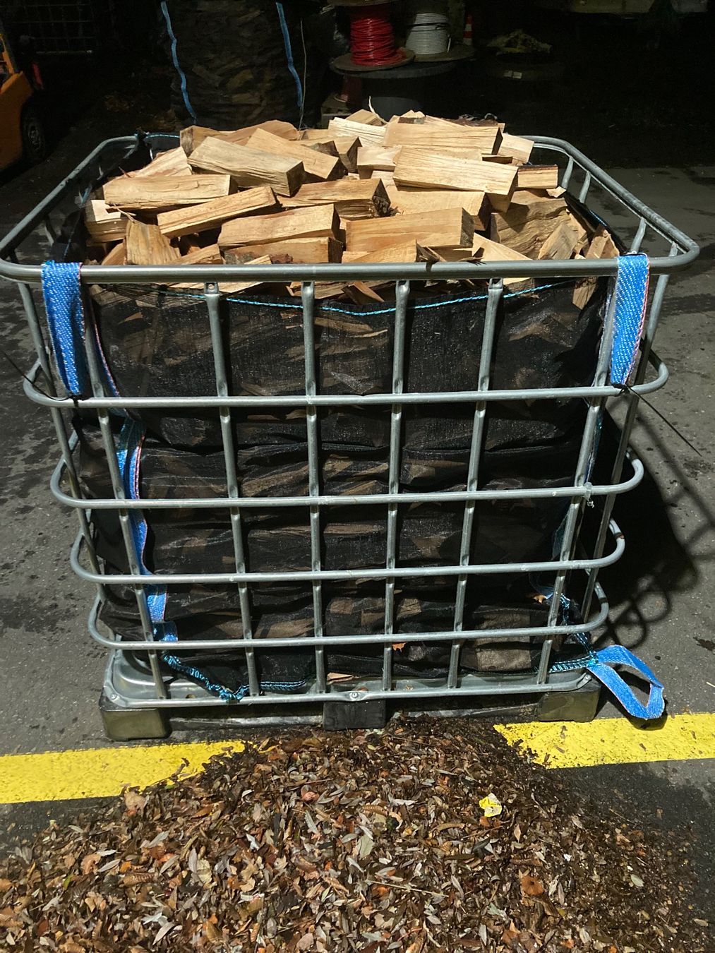 Articoli in legno: Brennholz/Chemineeholz – Usato da Bürglen UR venduto da muck92